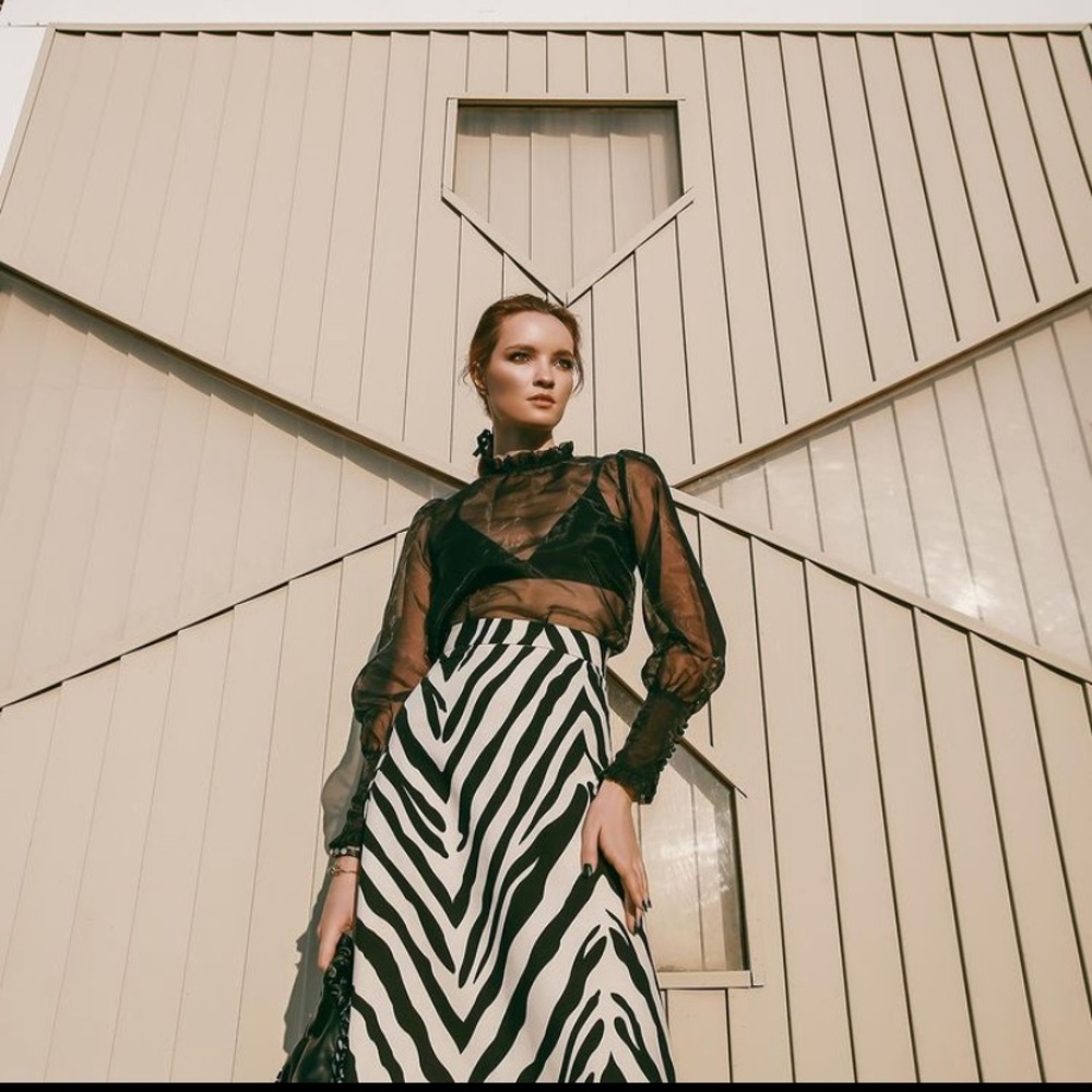 Meet your Posher, Elena